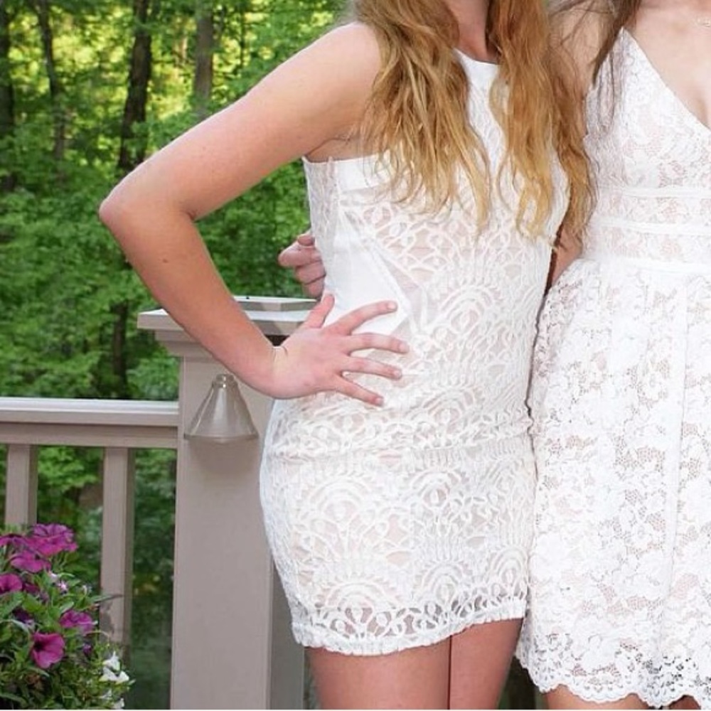 Xenia Boutique White Sleeveless Bodycon Mini Dress